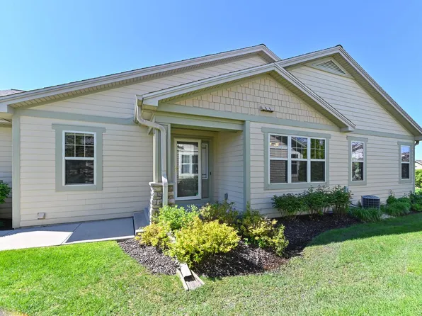 W155S7073 Sandalwood CIRCLE, Muskego, WI 53150