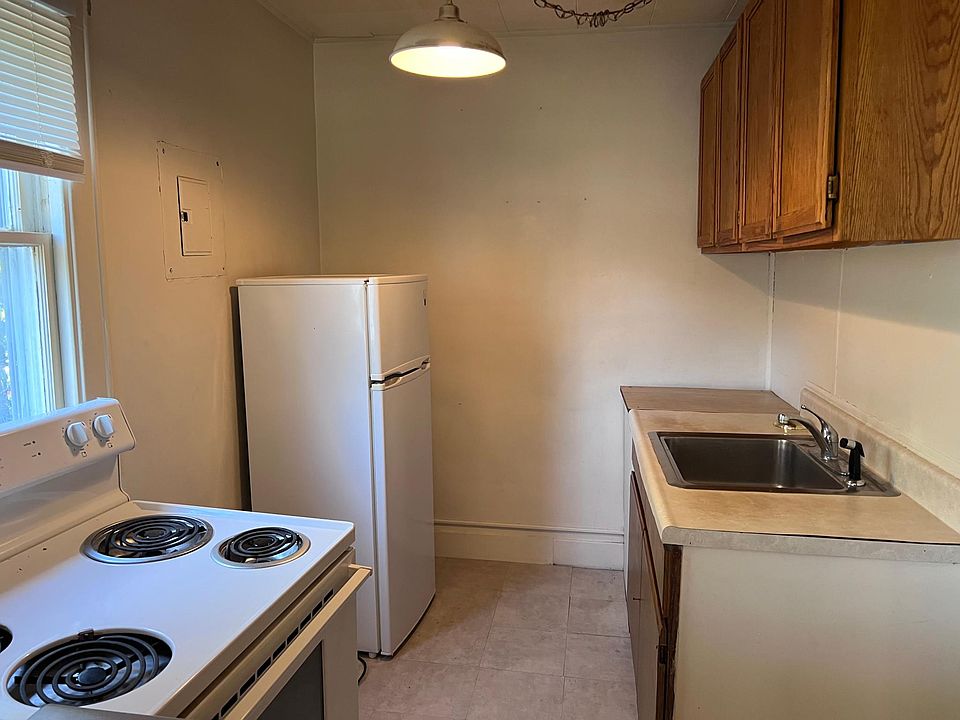 1st image of 2118 Delaware Blvd #3