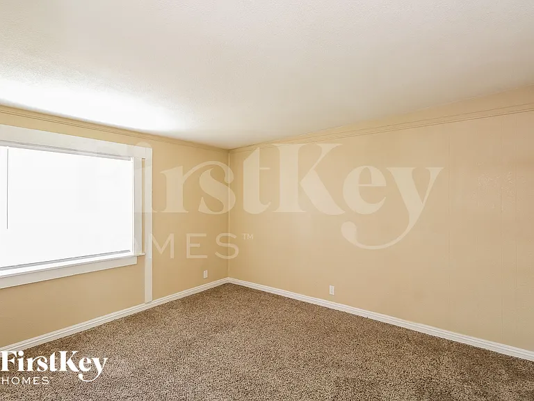 5119 Margo Dr — Photo 15