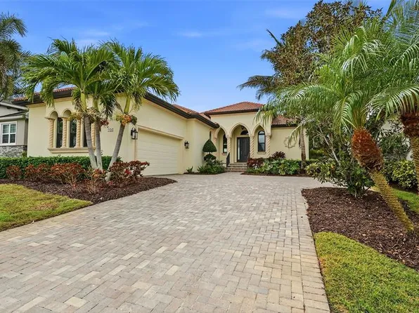 5238 Title Row Dr, Bradenton, FL 34210