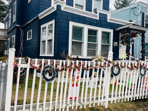 6 Longwood Dr, Methuen, MA 01844