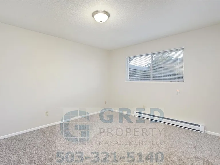 5101-5109 SE Stark St — Photo 11