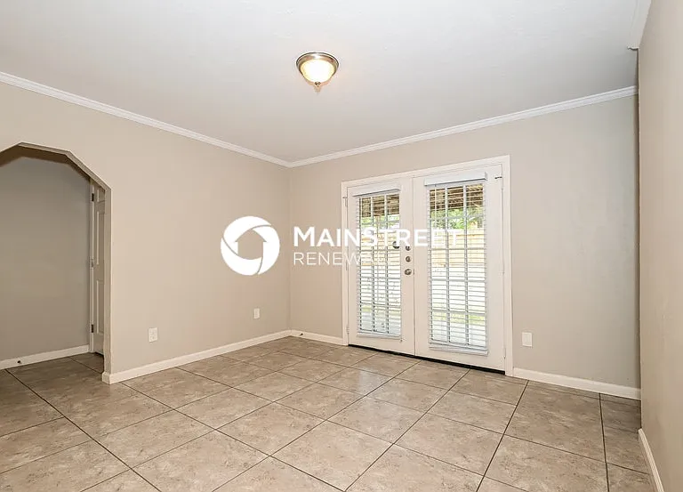 907 Edgefield Cir — Photo 6