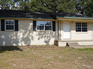 128 Meadowbrook Dr, Martin, TN 38237