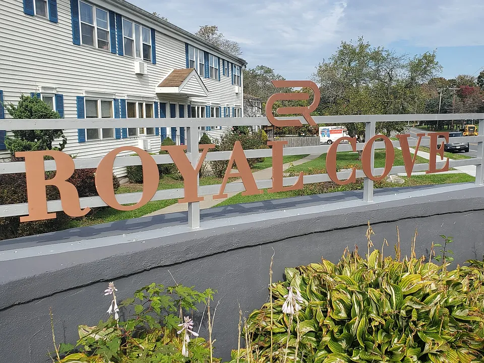 Royal Cove