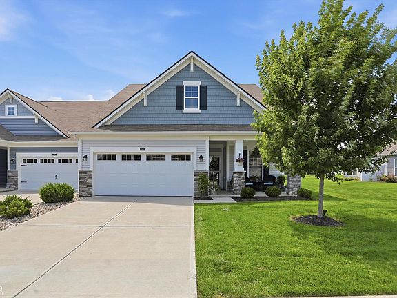 3rd image of 180 Tamarack Larch Blvd