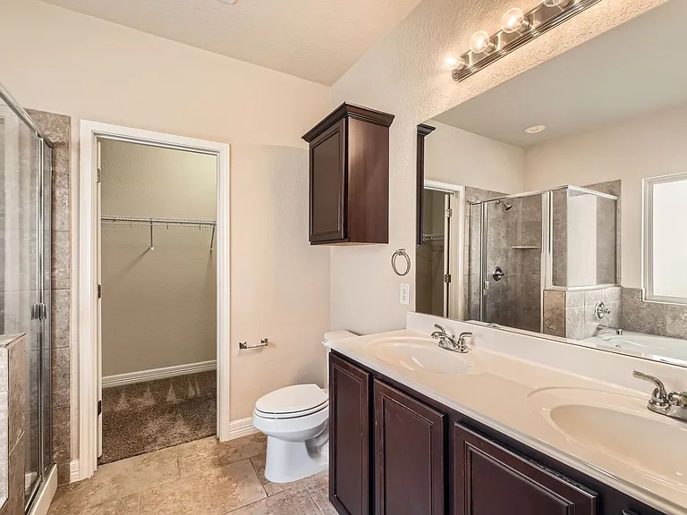 10507 Royal Est — Photo 7