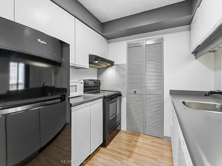 199 Kent St #1602 — Photo 24