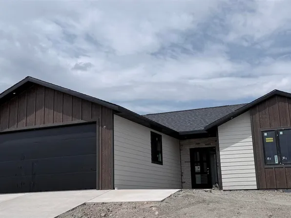 3522 Taylor Made Dr, Rapid City, SD 57703