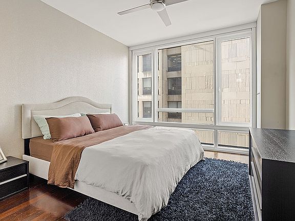 4th image of 261 W 28th St APT 4B