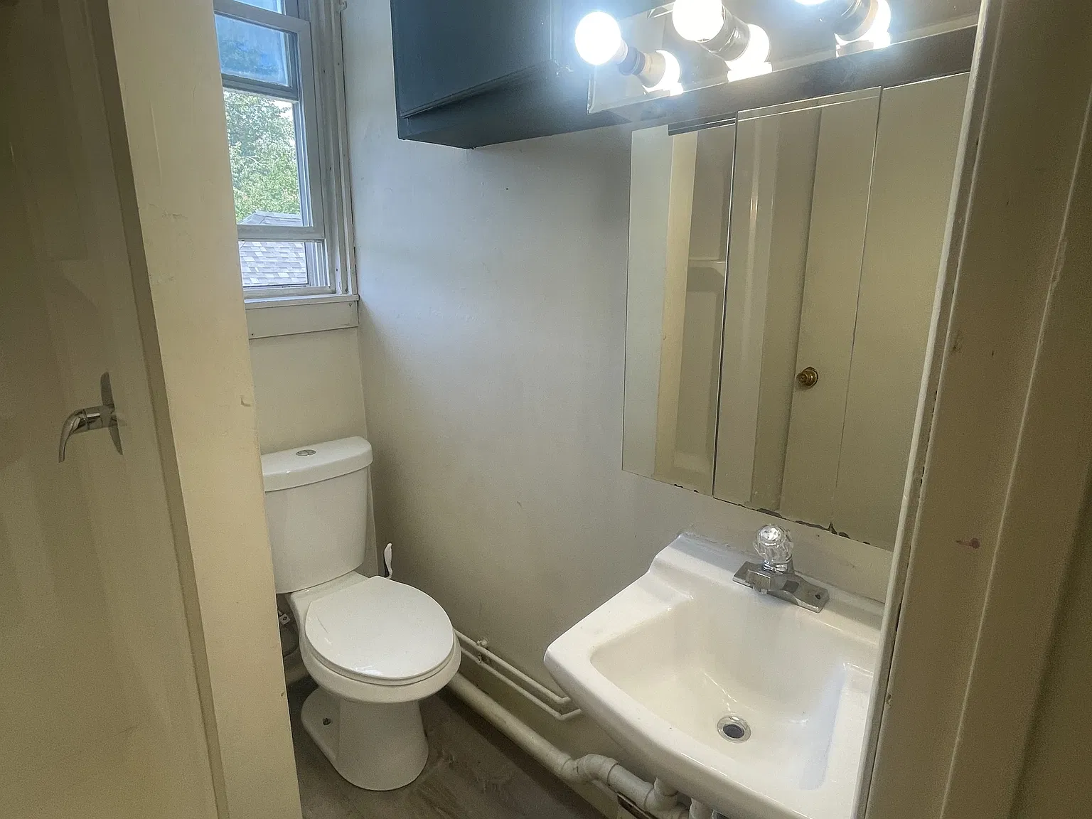 2733 Dartmouth College Hwy - 14 — Photo 4