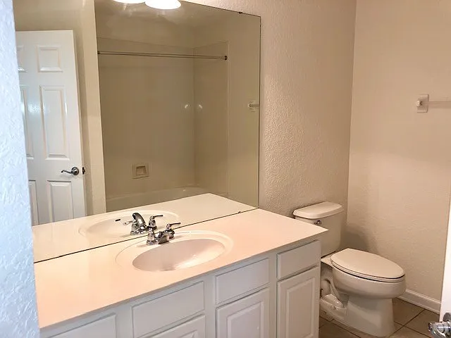 953 Rock Harbor Ave — Photo 17