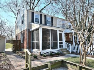 2703 Farmington Dr, Alexandria, VA 22303
