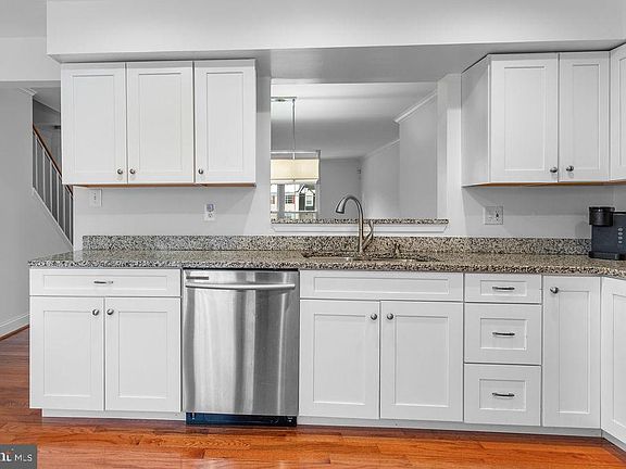 4th image of 14939 London Ln