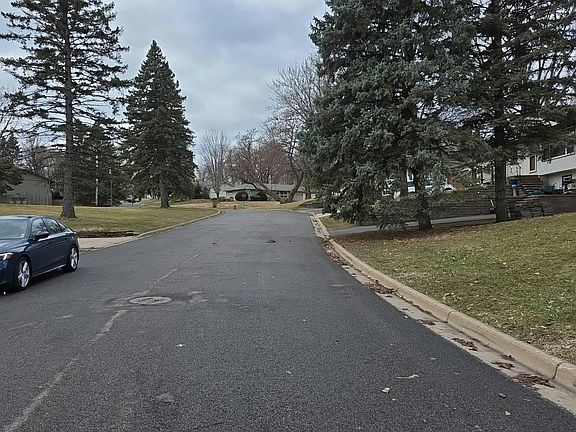 5th image of 7169 Clay Ave