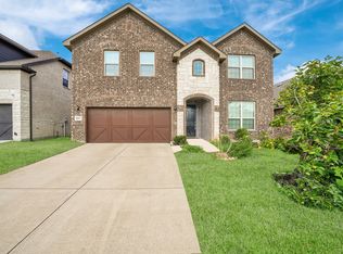 8217 Spruce Meadows Dr, Fort Worth, TX 76244