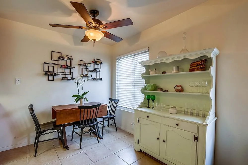 1 bed, 710 sqft, $2,395 — Photo 1