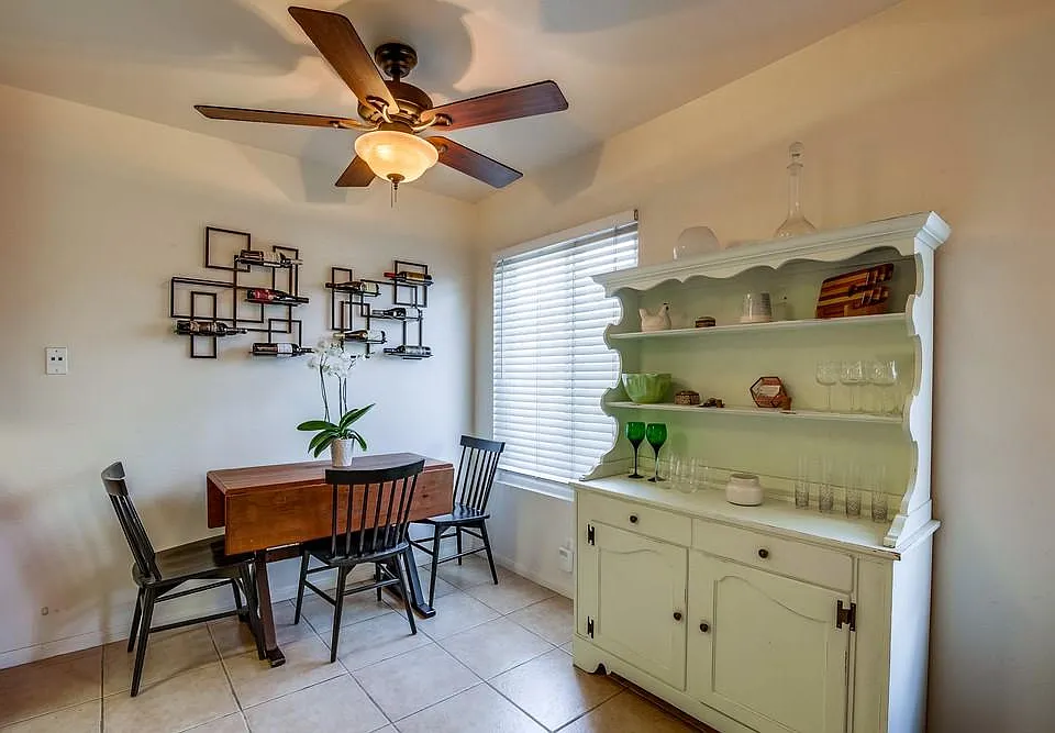 1949 Grand Ave #6