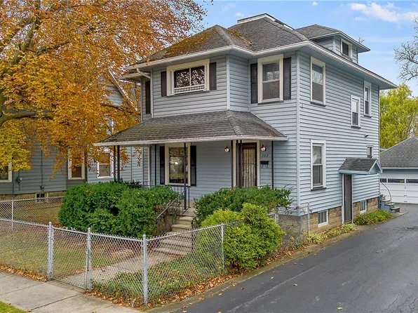 233 S Seward Ave, Auburn, NY 13021