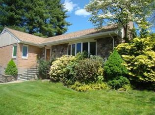 100 Deborah Rd, Newton, MA 02459