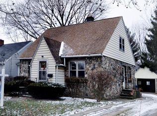 3018 Lowell St, Kalamazoo, MI 49001