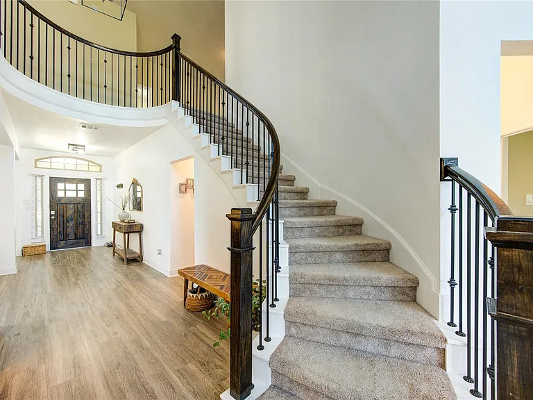 2415 Flowering Brook Ln — Photo 7