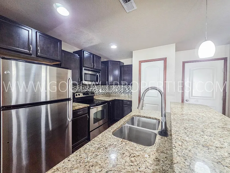8601 Westown Pkwy #28106 — Photo 2