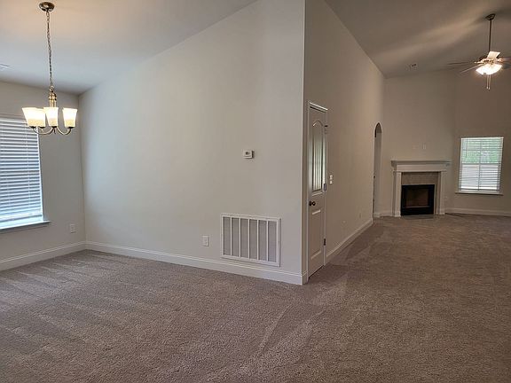 4th image of 125 Harold Murphy Dr
