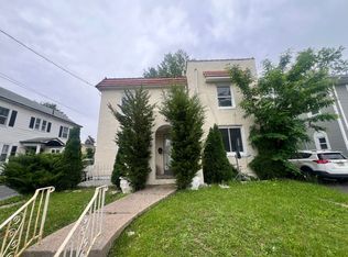 936 Parkside Ave, Trenton, NJ 08618