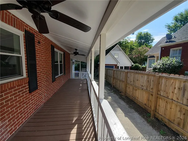 1015 Brook St — Photo 28