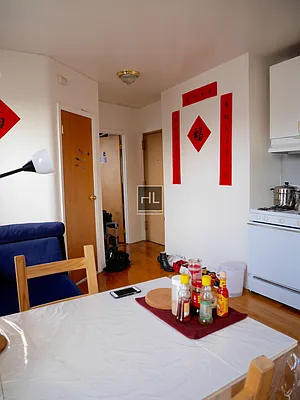 Rented by Highline Residential | media 23