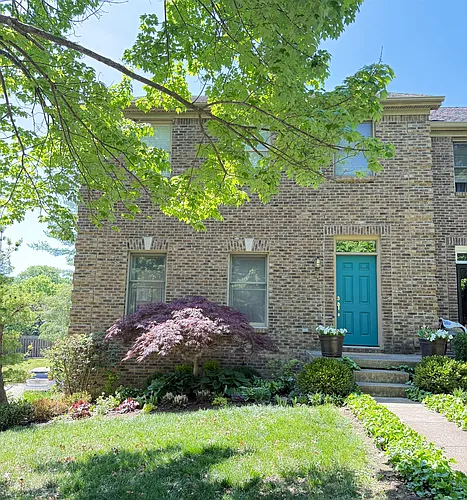 1131 Dunbarton Ln Photo 1