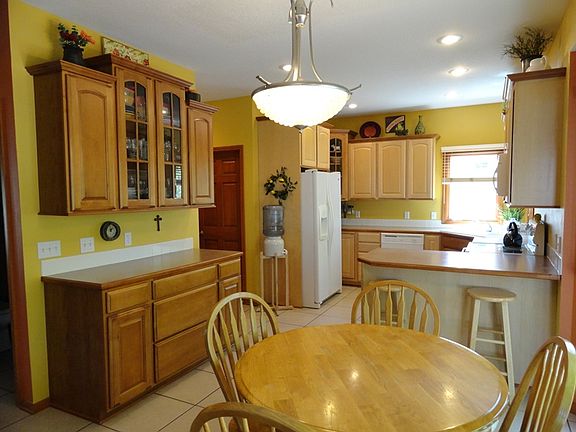5th image of 2408 SW Woodbury Ln