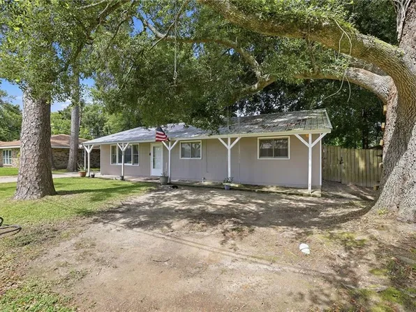 135 Leblanc St, Ponchatoula, LA 70454