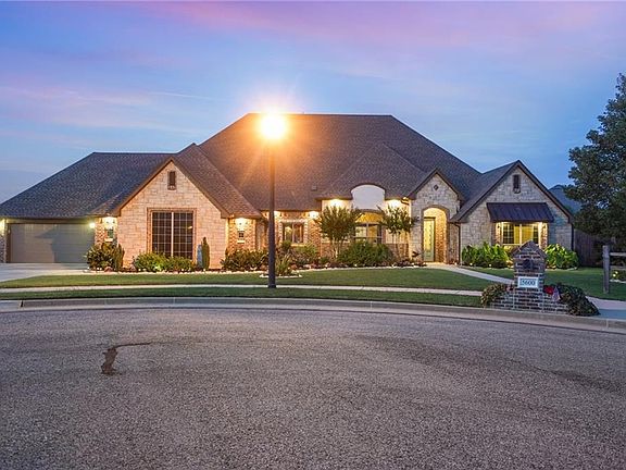 3rd image of 5600 Creekmore Dr