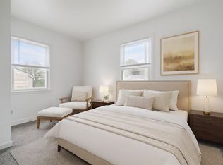 40 Midland Heights Cir E, Midland, PA 15059