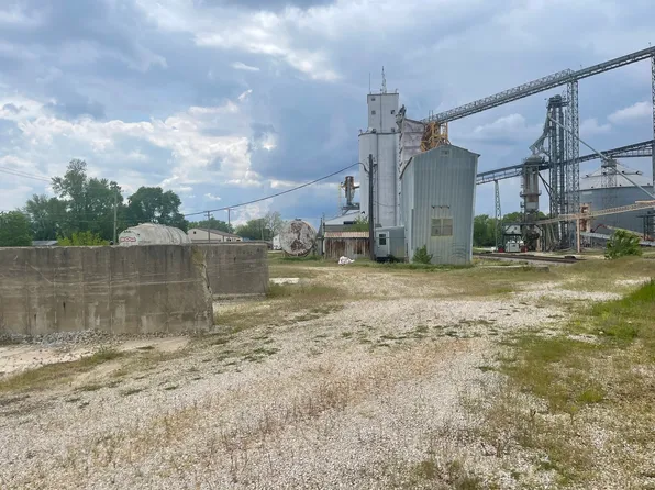 503 E Campbell St, Ransom, IL 60470