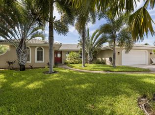 201 Venice Ct, Satellite Beach, FL 32937