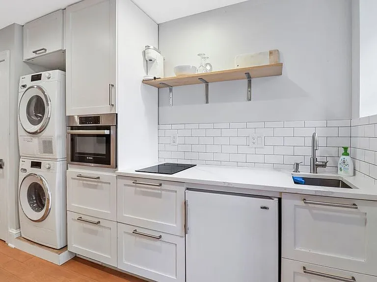 1349 Newton St NW #2 — Photo 8