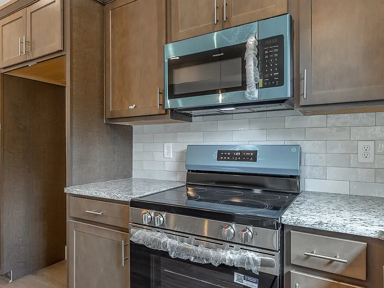 4688 Heiskell Dr — Photo 23