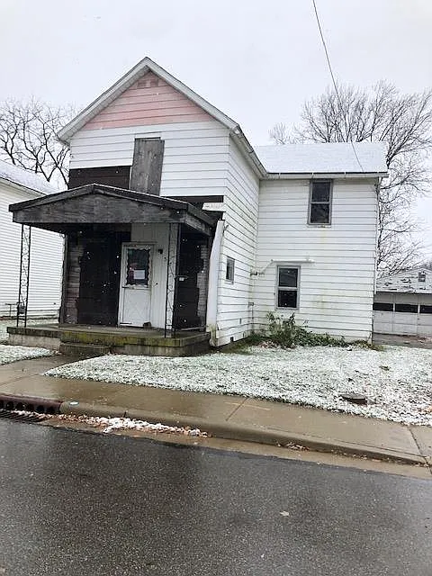 537 Milburn Ave photo 1