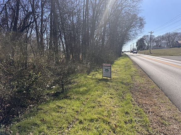 3rd image of 0 Pembroke Oak Grove Rd