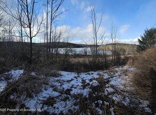 Bunker Hill Rd, Wyoming, PA 18644