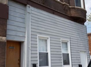 2900 S Quinn St #1R, Chicago, IL 60608