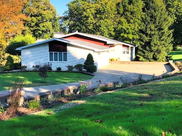 100 N 3rd Ave, Clarion, PA 16214
