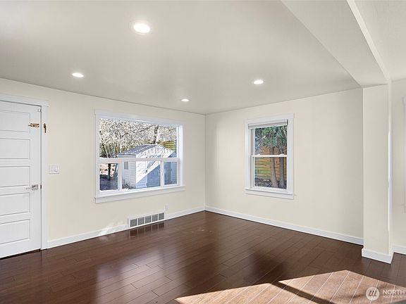 5th image of 12046 12th Avenue NE