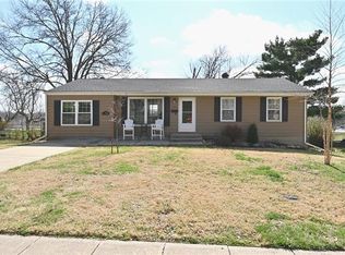 703 W Hurt St, Liberty, MO 64068