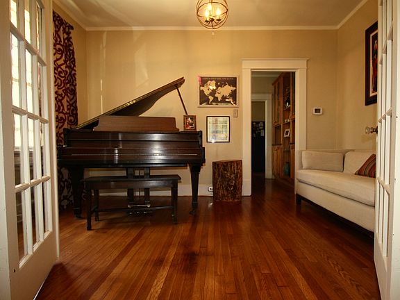 4th image of 1618 Tutwiler Ave