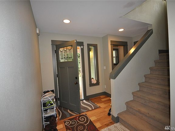 4th image of 12845 Lakeview Ave NW