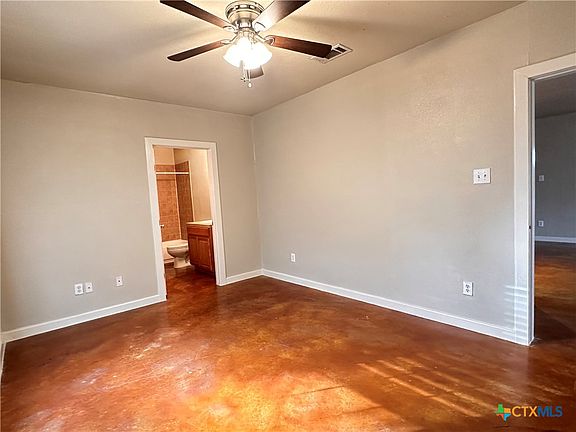 5th image of 3340 Dacy Ln #1